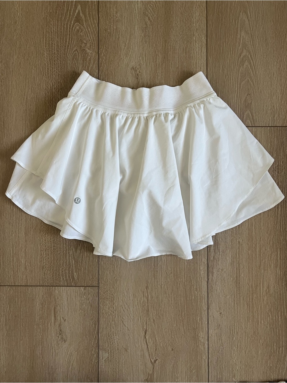 Lululemon White court rival tennis skort size 4
